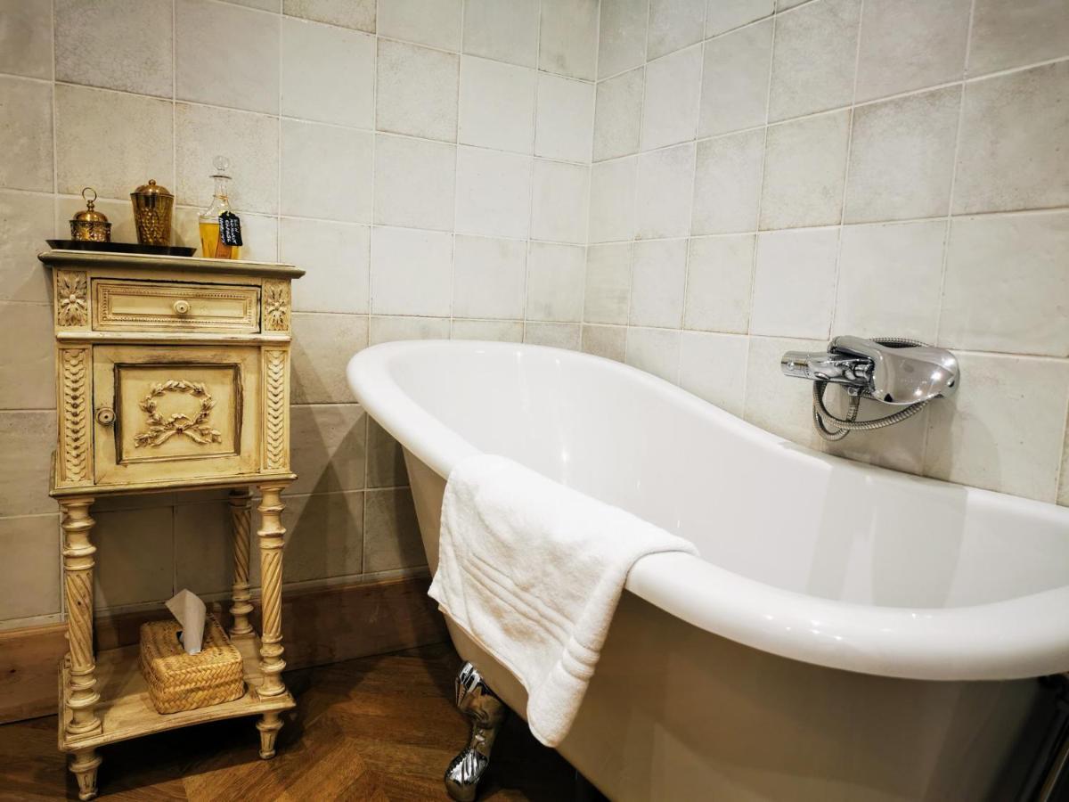Maison Gaspard - Suites Et Appartements De Charme A סומור מראה חיצוני תמונה