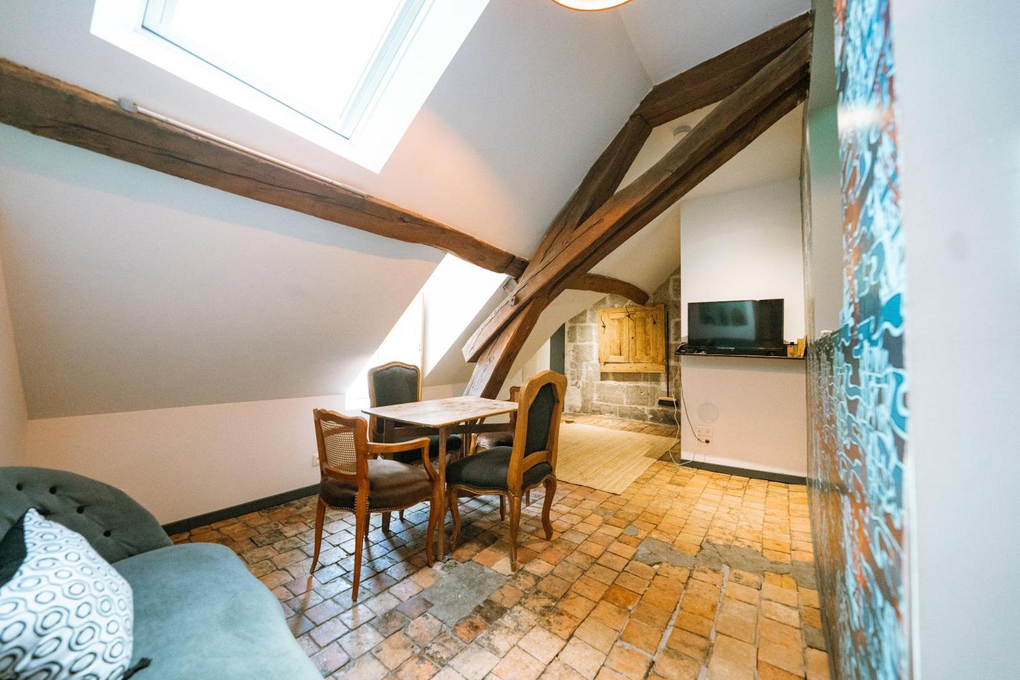 Maison Gaspard - Suites Et Appartements De Charme A סומור מראה חיצוני תמונה