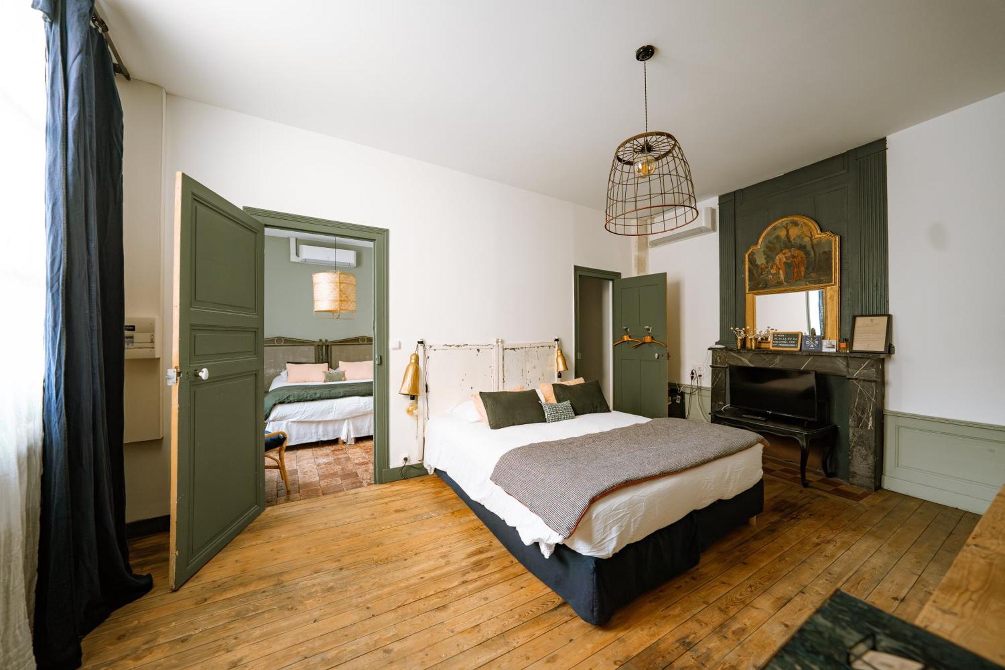 Maison Gaspard - Suites Et Appartements De Charme A סומור מראה חיצוני תמונה